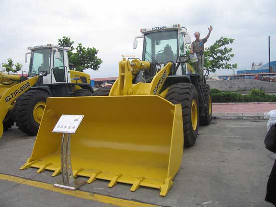 2005 - Shandong Foton Heavy Industries Co Ltd. This factory, based in Weifang, is a major producer of heavy machinery and exports to quite a number of countries.