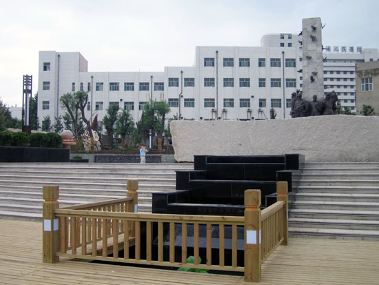 2005 - the steps/platform on the river side of the 'Happy Way' Square, which leads down to the river. -